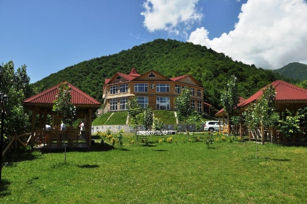 Kungut Hotel & Resort (Baş Kǝldǝk)